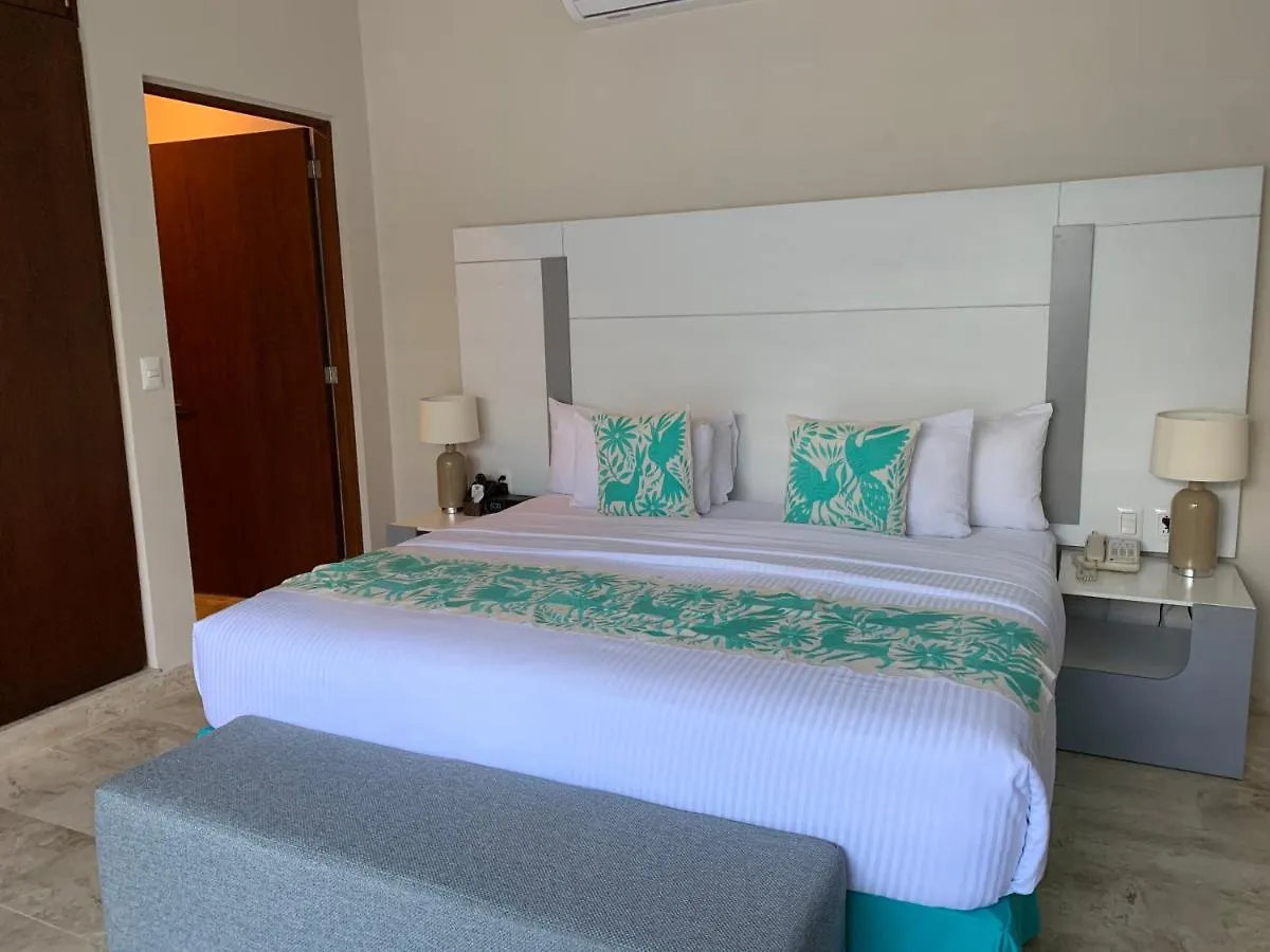 Xaha Villas Suites & Golf Resort Tulum