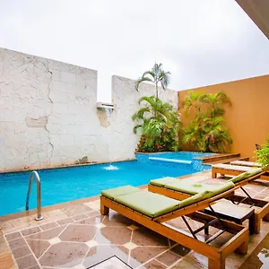 blaze-hotel-suite-vallarta.hotelspuertovallarta.org/