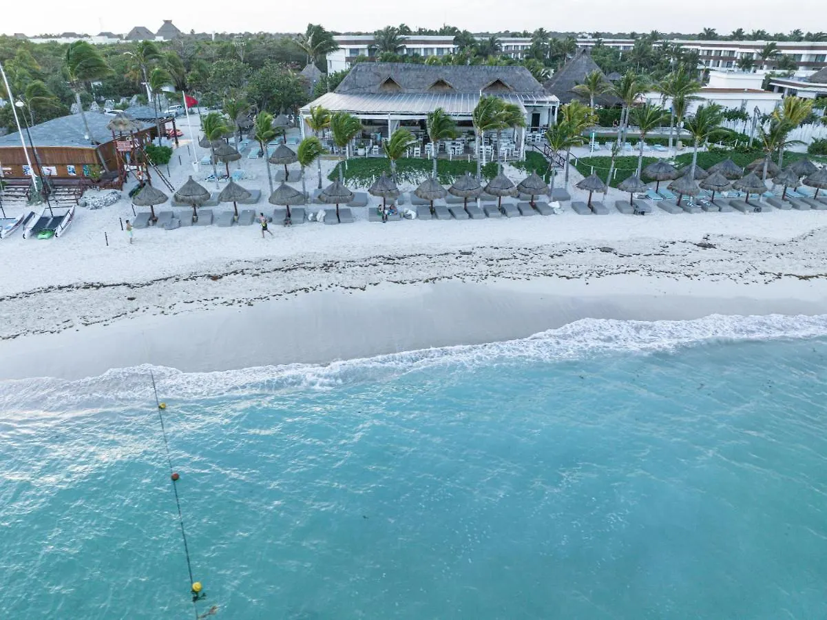 Xaha Villas Suites & Golf Resort Tulum 3*,